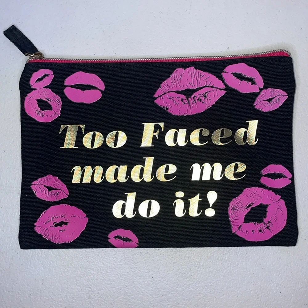 Too Faced Makeup Bag 💋 Too Faced Made Me Do It Cosmetic Makeup Bag 👛💄 🆕